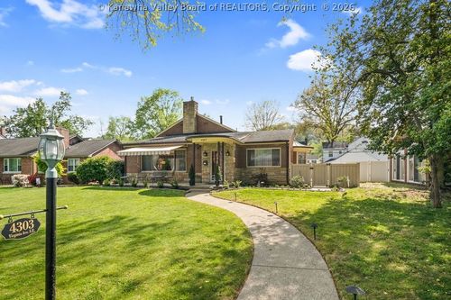 4303 Virginia Avenue Se, Charleston, WV, 25304 | Card Image