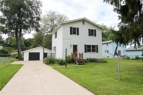 220 Lakeview Dr, Lake City, PA, 16423-1917 | Card Image