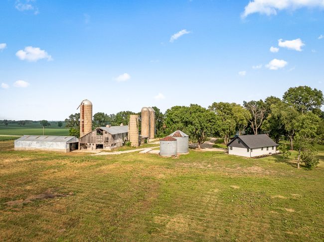 2465 Centerville Rd, House other with 4 bedrooms, 3 bathrooms and 3 parking in ROCKFORD IL | Image 55