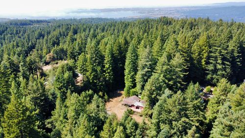 3639 Greenwood Heights Dr, Kneeland, CA, 95549-8917 | Card Image