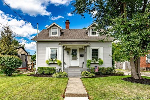 72 Billups Dr, Greendale, IN, 47025-1422 | Card Image