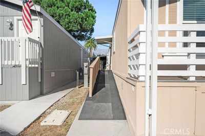 90 - E 5th Street, Home with 3 bedrooms, 2 bathrooms and 3 parking in Ontario CA | Image 3