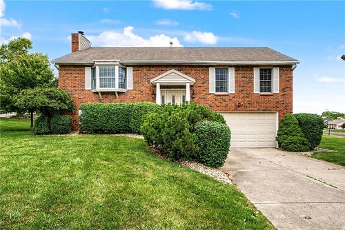 1830 Ashley Dr, Miamisburg, OH, 45342-3509 | Card Image