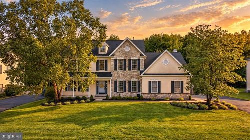 813 Princeton Dr, WARRINGTON, PA, 18976-1439 | Card Image