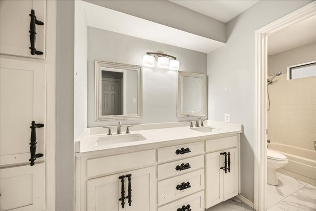 1413 Cat Mountain Trl, House other with 3 bedrooms, 2 bathrooms and null parking in Keller TX | Image 22