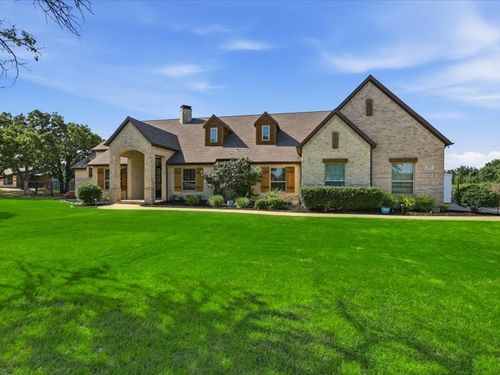 712 Frenchtown Rd, Argyle, TX, 76226-6906 | Card Image