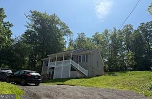 1032 Western Ln, FRONT ROYAL, VA, 22630-2754 | Card Image