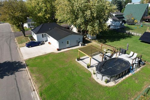 715 Sickle St, Platteville, WI, 53818-1771 | Card Image