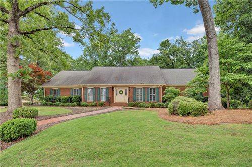 1140 Azalea Cir Se, Conyers, GA, 30013-2461 | Card Image