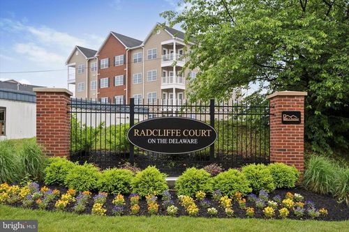 16122 River View Ct, BRISTOL, PA, 19007-6124 | Card Image