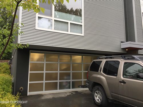 7w-5201 E Northern Lights Blvd, Anchorage, AK, 99508-4777 | Card Image
