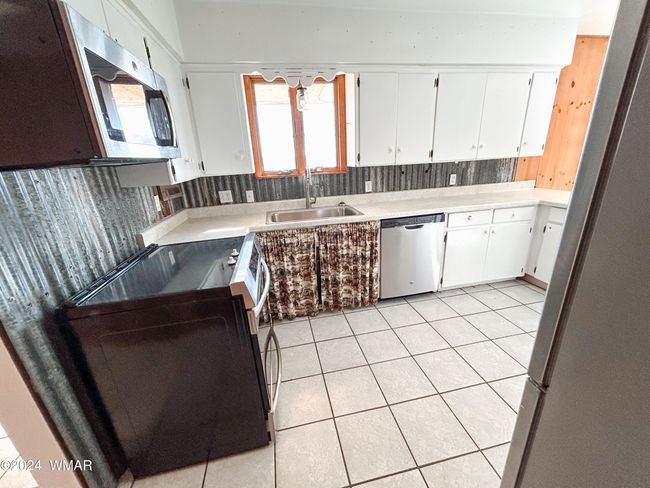 Kitchen | Image 14
