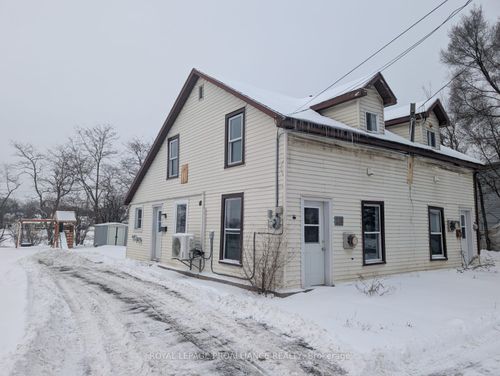 {{alt}} | Card Image