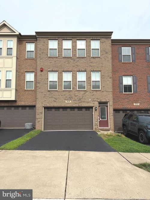 6836 William White Way, HAYMARKET, VA, 20169-2749 | Card Image