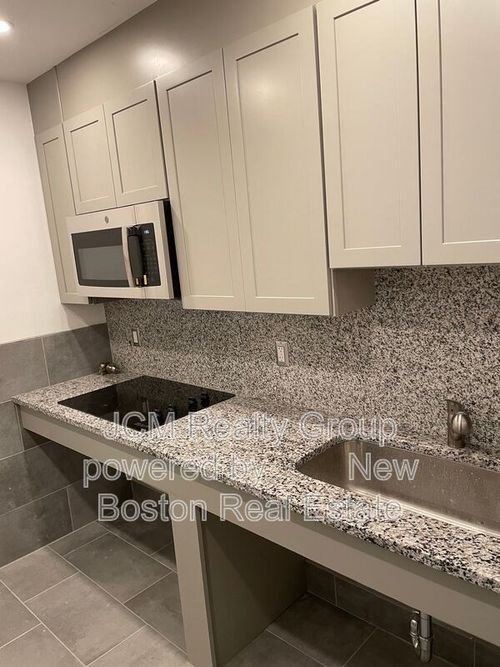 23-69 North Common, Lynn, MA, 01902 | Card Image