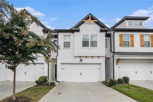 62 Garrison Dr, Winder, GA, 30680-7318 | Card Image