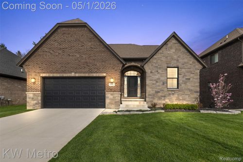 55162 Benson Ct, Shelby Twp, MI, 48316-2835 | Card Image