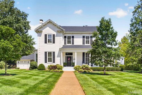 235 E Jefferson Avenue, Kirkwood, MO, 63122 | Card Image