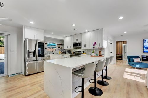 707 W Boulevard Chatelaine, Delray Beach, FL, 33445-2250 | Card Image