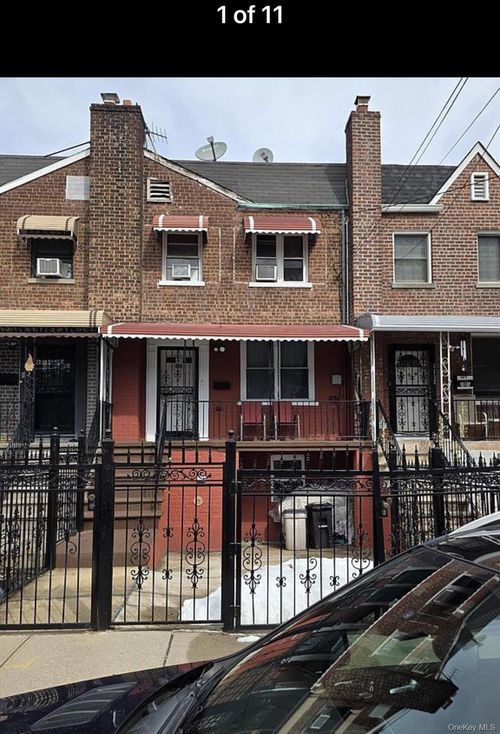 1115 E 214th St, Bronx, NY, 10469-2411 | Card Image