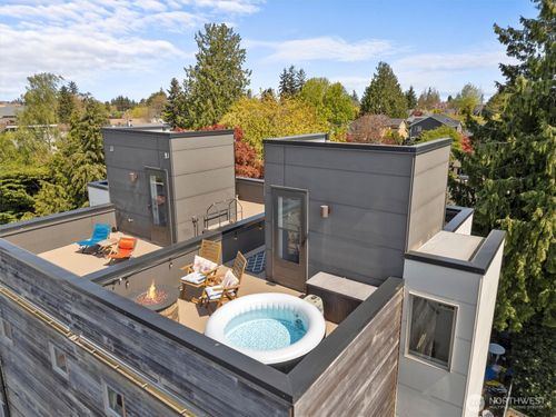 b-3276 California Ave Sw, Seattle, WA, 98116-3305 | Card Image