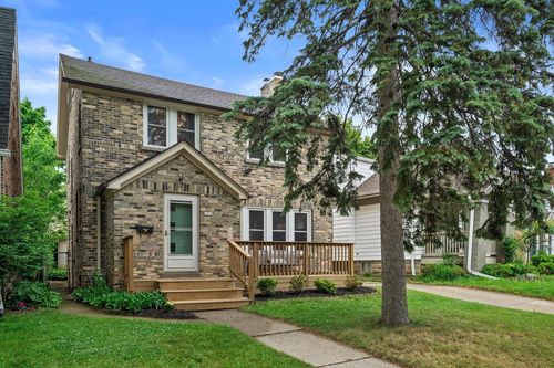 1512 E Olive Street, Shorewood, WI, 53211 | Card Image