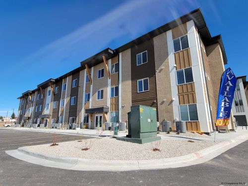 unit-203-6830 Countryside Ave, Cheyenne, WY, 82001-8913 | Card Image