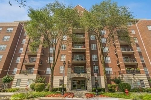 unit-305-410 Mahogany Ct, Palatine, IL, 60067-7806 | Card Image