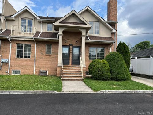 second-floor-27-07 Murray Lane, New York, NY, 11354 | Card Image