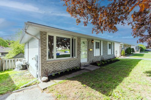 33 Van Alstine Drive, Quinte West, ON, K8V6K8 | Card Image