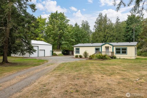 5975 Hoag Ln, Everson, WA, 98247-8749 | Card Image