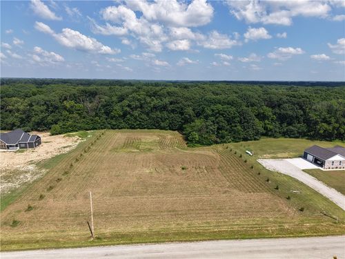 1775 East Road, Shelbyville, IL, 62565 | Card Image