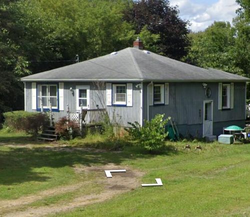 5811 B Drive South Drive S, Emmett Charter Township, MI, 49014 | Card Image