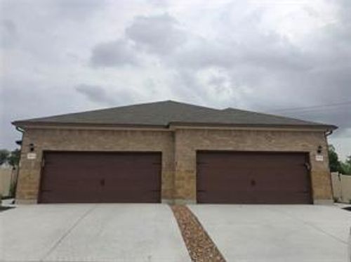a-351 Joanne Loop, Buda, TX, 78610-3895 | Card Image