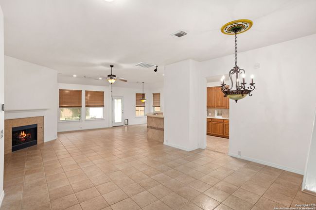 10406 Canyon Riv, House other with 4 bedrooms, 3 bathrooms and null parking in Helotes TX | Image 8
