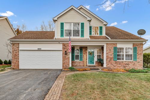 944 Cortney Dr, Carpentersville, IL, 60110-3109 | Card Image
