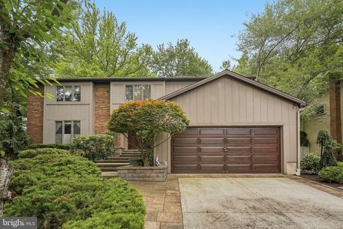 21 Teak Ct, CHERRY HILL, NJ, 08003-2641 | Card Image