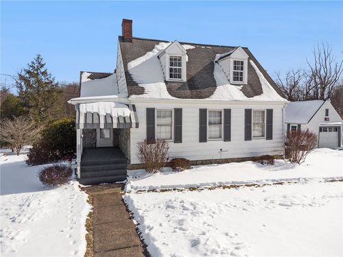 823 Arbor Ln, Mount Pleasant, PA, 15666-2294 | Card Image