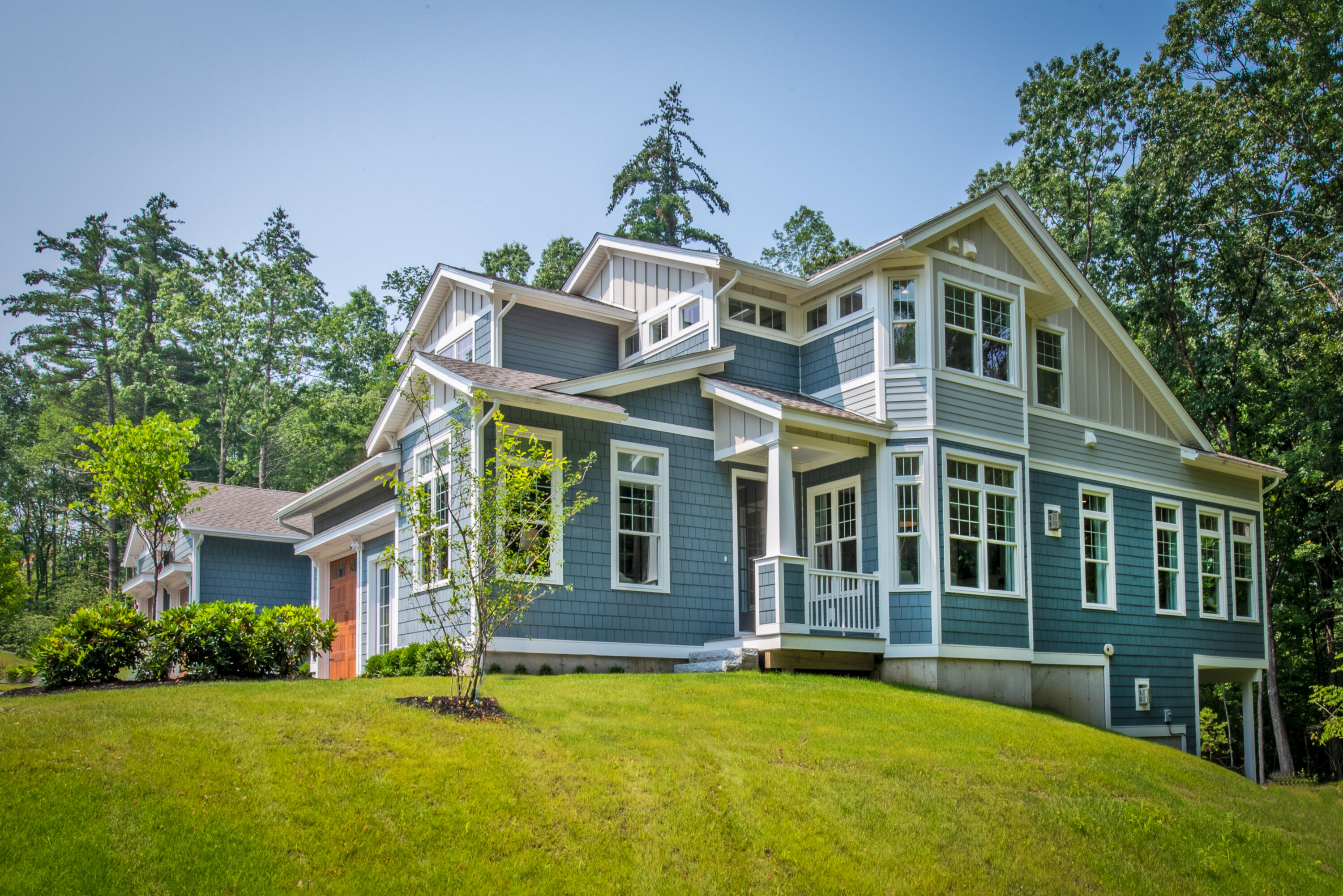 Curlew Ct, South Portland, ME 04106