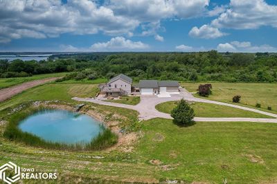 10207 Highway S70, Home with 3 bedrooms, 2 bathrooms and 2 parking in Melrose IA | Image 1