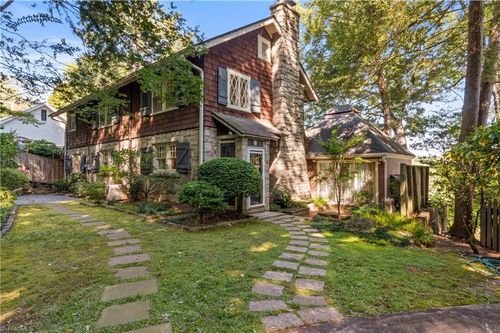 708 Manly St, Winston Salem, NC, 27101-1153 | Card Image