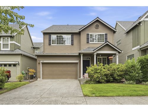 979 Se Roundelay St, Hillsboro, OR, 97123-4790 | Card Image