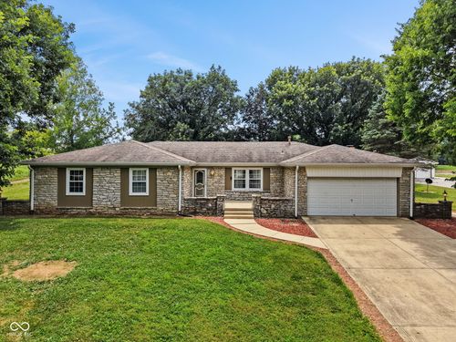 5255 W Stones Crossing Rd, Greenwood, IN, 46143-9115 | Card Image