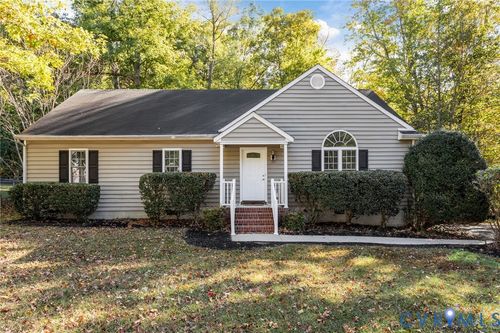 5329 Meadoway Rd, North Chesterfield, VA, 23234-4536 | Card Image