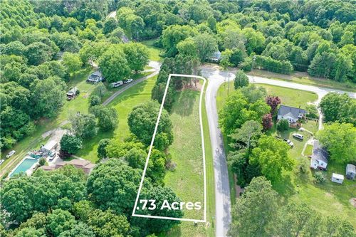 3610 Creekstone Dr, Gainesville, GA, 30506-7103 | Card Image