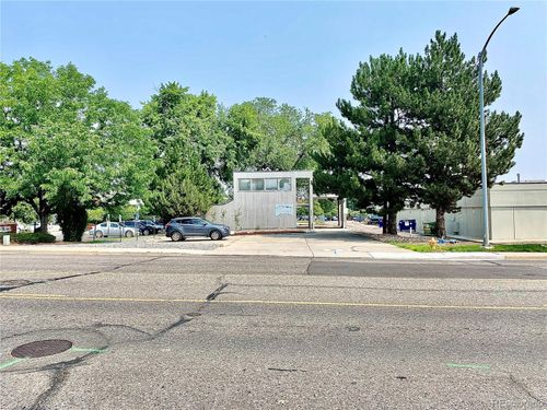 7805 W 38th Ave, Wheat Ridge, CO, 80033-6109 | Card Image