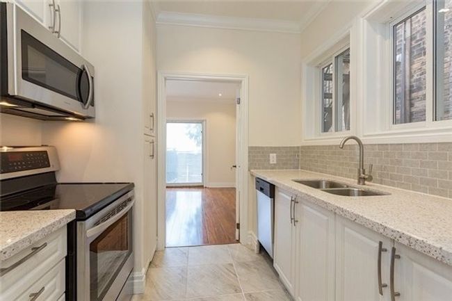 MAIN - 123 Seaton St, Home with 1 bedrooms, 1 bathrooms and 1 parking in Toronto ON | Image 10