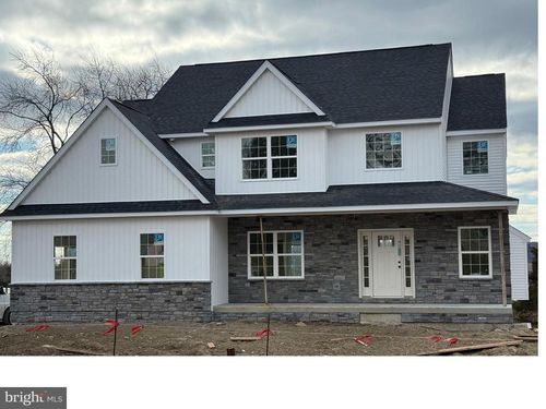 208 Schwenk Rd, PERKIOMENVILLE, PA, 18074-9781 | Card Image