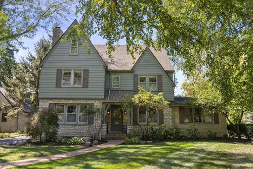 2367 Southway Dr, Upper Arlington, OH, 43221-3721 | Card Image