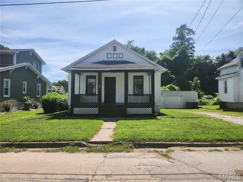 411 Augusta Street, Alton, IL, 62002 | Card Image